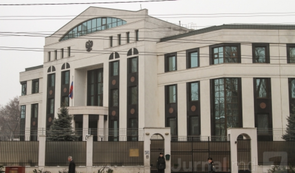Presa din România: Este posibilă o restaurație rusească în Moldova?